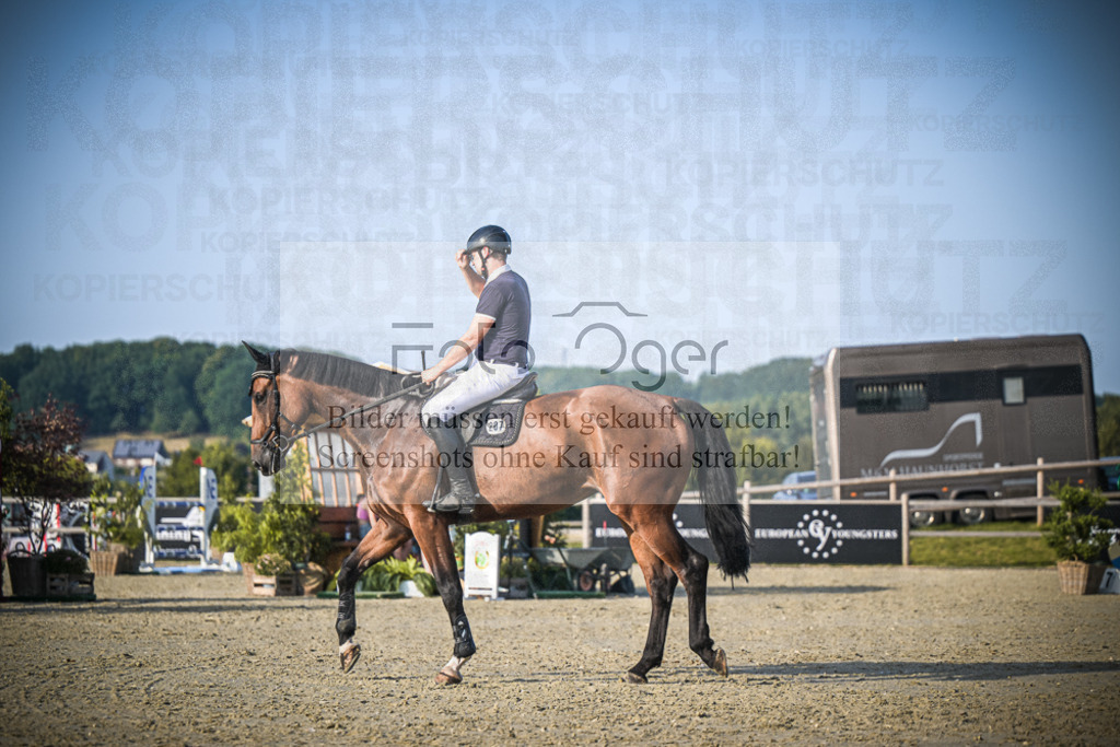 DOS_1506 | Entdecke hochwertige Reitturnierfotos von Foto Oger. Professionell, emotional und authentisch – jetzt Lieblingsmomente im Shop bestellen.Deutschlandweite Turnierfotografie. - Realisiert mit Pictrs.com
