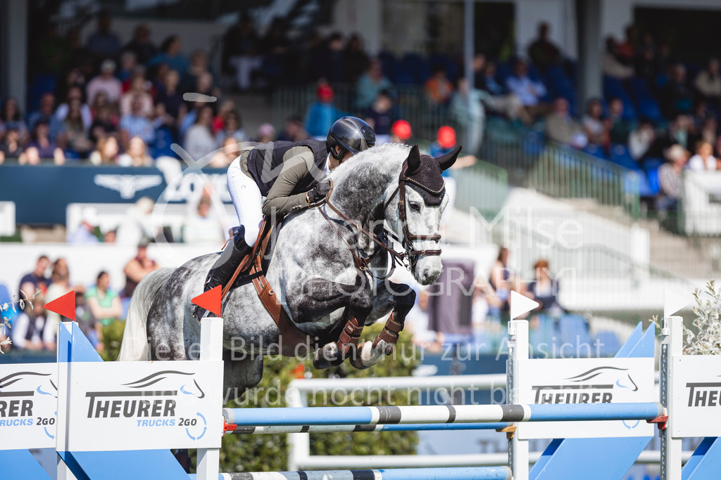 240510_Hamburg_YoungsterTour7y-120 | Deine schönsten Turniermomente als professionelle Fotos! Entdecke hochwertige Pferdesport-Fotografie im Online-Shop. Jetzt Fotos finden & bestellen!