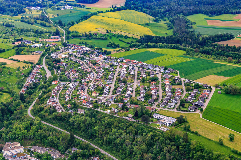 Luftbild: Ortsteil Galgenbuckel in Sulz am Neckar im Bundesland Baden-Württemberg in Deutschland. Foto: IMG_114540.jpg vom 30.05.2019 durch Werner Riehm/FLY-FOTO.de