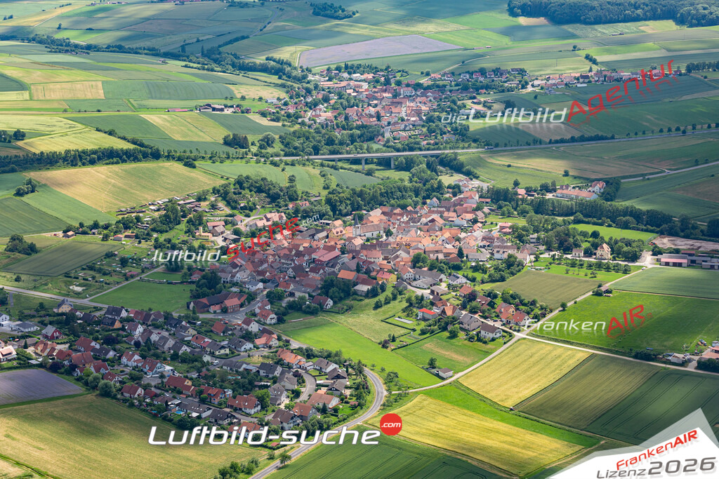 aktuelles Luftbild von  Humbrechtshausen  - Luftaufnahme wurde 2019 von https://frankenair.de mittels Flugzeug (keine Drohne) erstellt.