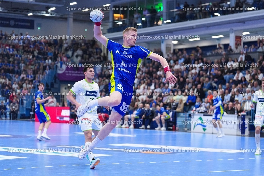 xYDRx11042601001 | 11.04.2026, xydrx, Handball, 1.HBL, VfL Gummersbach - HSG Wetzlar, Schwalbe-Arena: Ellidi Vidarsson (VfL Gummersbach #4)   Photo: xYannisxDreimannxPressefotoKochx