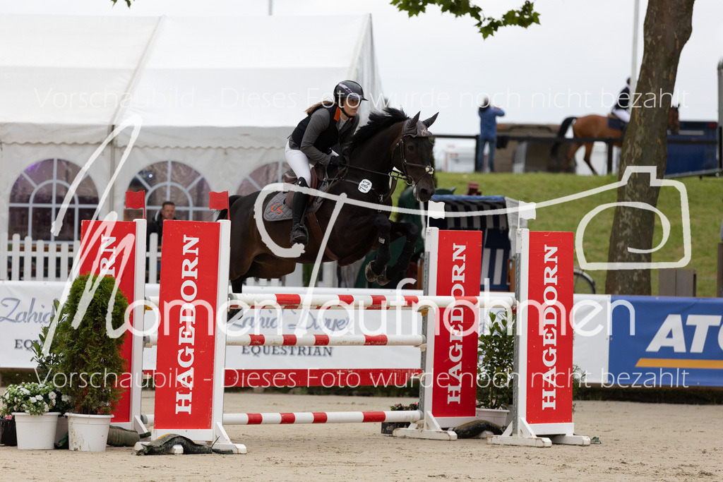 BHO-2PhSpr-M-020 | MomenTaufnahmen Pferdesportfotos