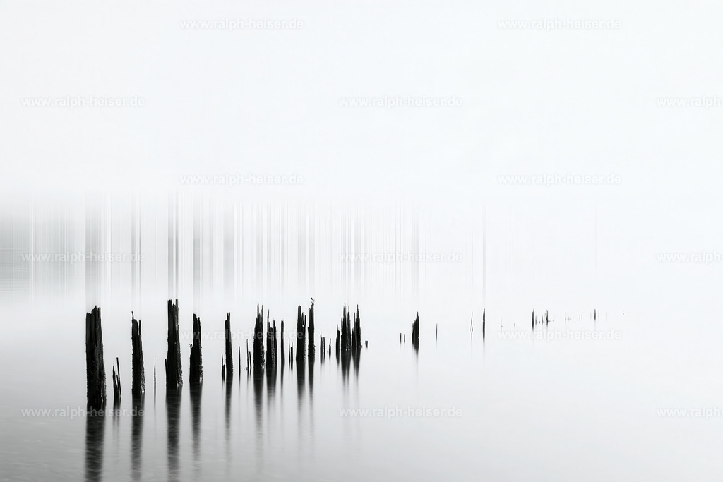 KI00341 | Mit moderner KI‑generiertes schwarz-weiß Artwork, sorgfältig manuell für den Druck optimiert.
