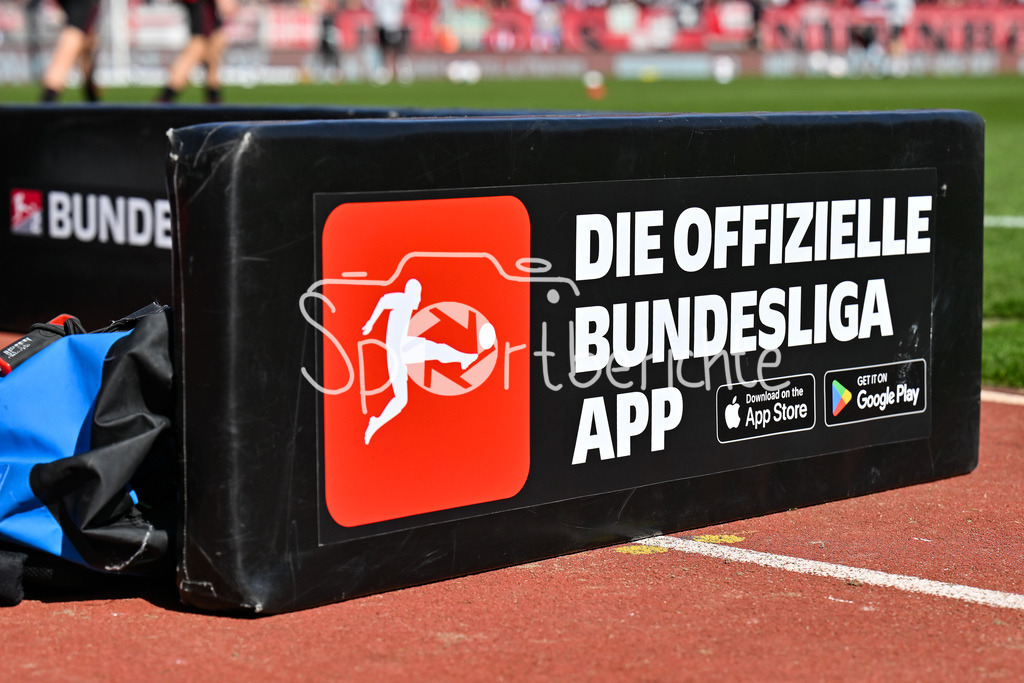 1. FC Nürnberg - Fortuna Düsseldorf | NUREMBERG, GERMANY - 07. MARCH:  Bundesliga APP - Aufsteller / Symbolbild / Symbolfoto vor dem Match zwischen dem 1. FC Nürnberg und Fortuna Düsseldorf am 25. Spieltag der 2. Bundesliga im Max Morlock Stadion / DFL REGULATIONS PROHIBIT ANY USE OF PHOTOGRAPHS AS IMAGE SEQUENCES AND/OR QUASI-VIDEO