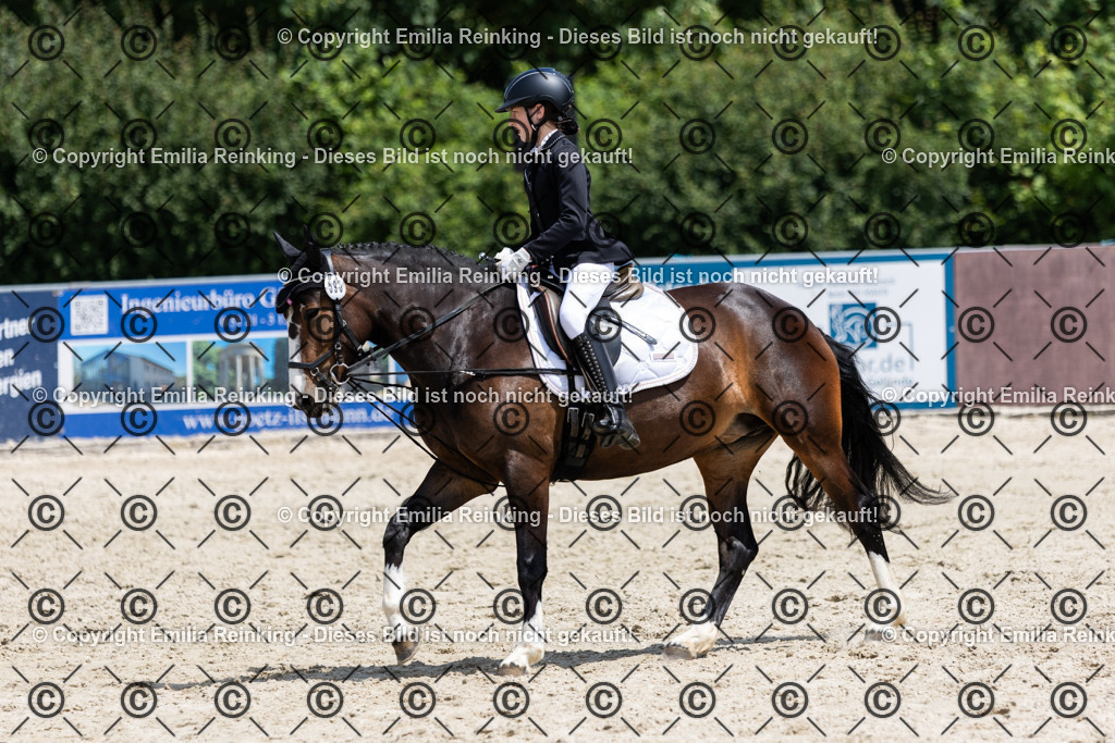 CL5A3739 | Emilia Reinking Fotografie - Realisiert mit Pictrs.com