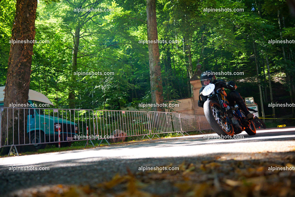 P1026200 | Erleben Sie atemberaubende, hochqualitative Fotos Ihrer Fahrt entlang der malerischen Alpenstraßen. Besuchen Sie alpineshots.com, um professionelle Aufnahmen Ihrer unvergesslichen Reise zu finden und zu kaufen - Realisiert mit Pictrs.com