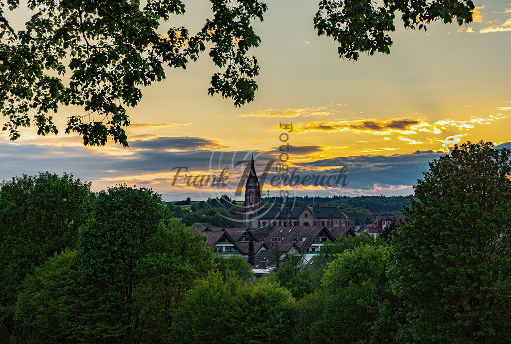 Hardheim | Hardheim, Rathaus, Schloss,Odenwald, Neckar-Odenwald-Kreis, Bauland,Naturpark Neckartal-Odenwald,Obere Burg, Walter Hohmann - Realisiert mit Pictrs.com