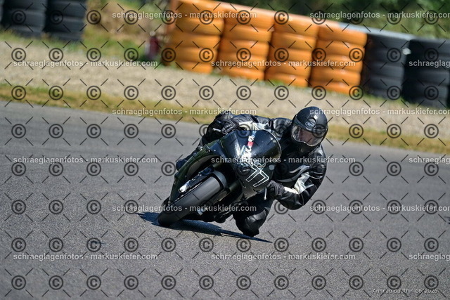 26bc03-1420 | markuskiefer.com - Realisiert mit Pictrs.com