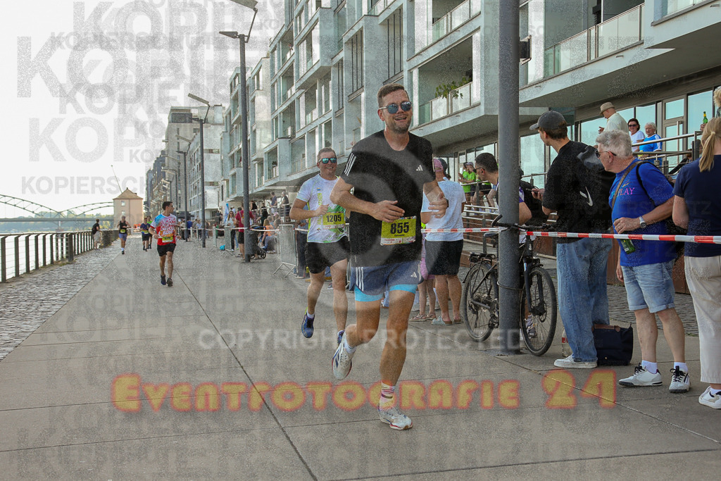 250920_1447_EX1_7538 | Sportfotografie im Rhein-Sieg Kreis, Köln, Bonn, NRW, Rheinland Pfalz, Hessen, etc. Unser Tätigkeitsfeld umfasst den Laufsport vom Volkslauf über den Marathon, Duathlon, Triathon bis zum Ultralauf wie Kölnpfad Ultra oder Schindertrail.