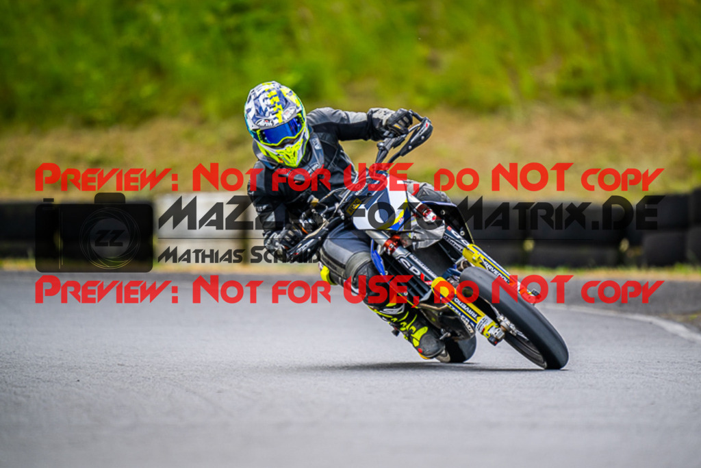 MaZZes_FotoMatrix_220528_9496 | Fotograf Mathias Schmid
Sportfotograf,
Eventfotograf,
Hochzeitsfotograf,
Portraitfotograf