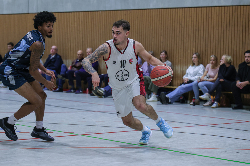 1.Regio BAYER GIANTS vs LippeBaskets Werne-92 | Fotos von Basketballspielen aus dem Raum NRW fotografiert von Gero Mueller-Laschet und Daniel Schaefer - Realisiert mit Pictrs.com