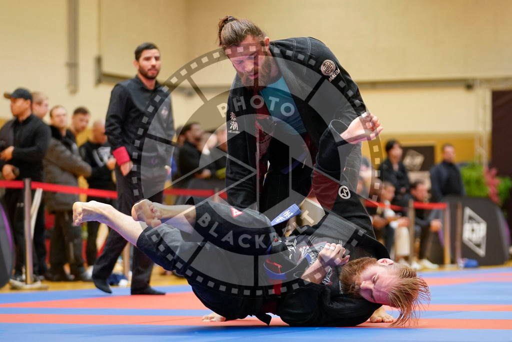 20240203PBB05187 | Fighters compete during the Brazilian Jiu-Jitsu Championship of the AJP Tour in Maintal by Frankfurt am Main, Germany, on February 2, 2024.