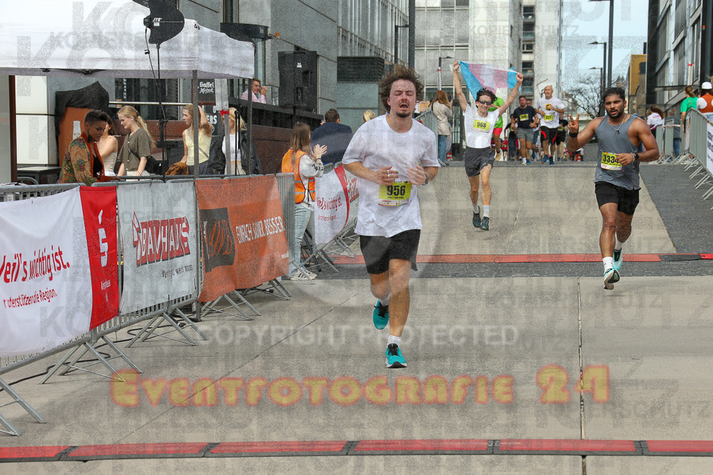 250920_1326_EX1_4505 | Sportfotografie im Rhein-Sieg Kreis, Köln, Bonn, NRW, Rheinland Pfalz, Hessen, etc. Unser Tätigkeitsfeld umfasst den Laufsport vom Volkslauf über den Marathon, Duathlon, Triathon bis zum Ultralauf wie Kölnpfad Ultra oder Schindertrail.