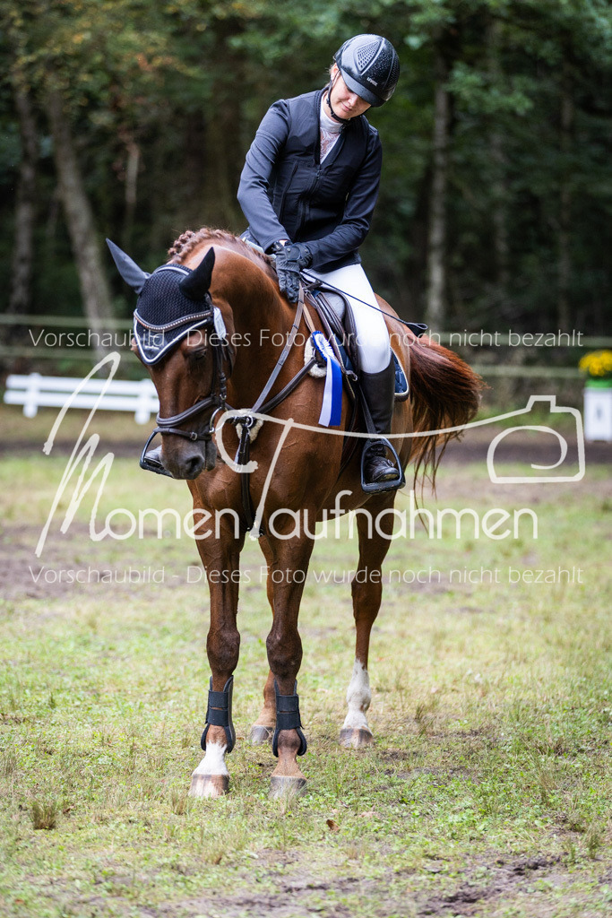 HB-Springreiter-059 | MomenTaufnahmen Pferdesportfotos