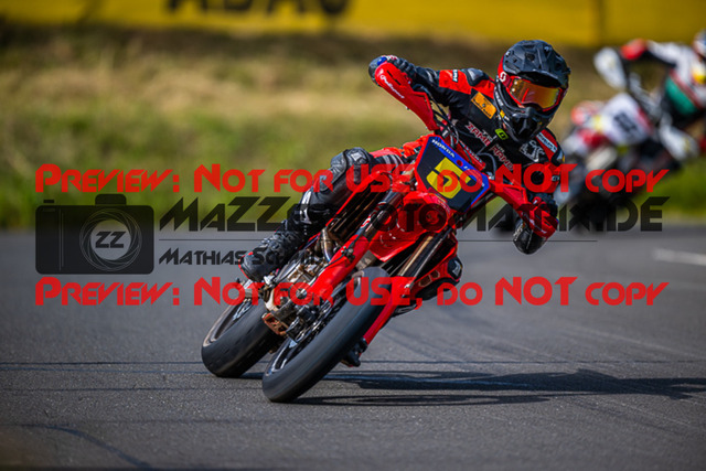 MaZZes_FotoMatrix_220618_7000 | S2