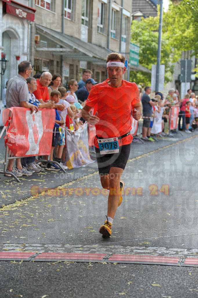 220625_1649_EX1_5117 | Sportfotografie im Rhein-Sieg Kreis, Köln, Bonn, NRW, Rheinland Pfalz, Hessen, etc. Unser Tätigkeitsfeld umfasst den Laufsport vom Volkslauf über den Marathon, Duathlon, Triathon bis zum Ultralauf wie Kölnpfad Ultra oder Schindertrail.