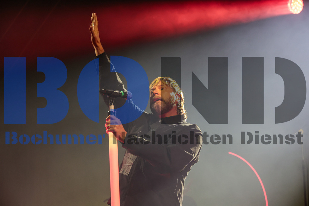 SES_RGAZFR20250822-38 | bond - Realisiert mit Pictrs.com