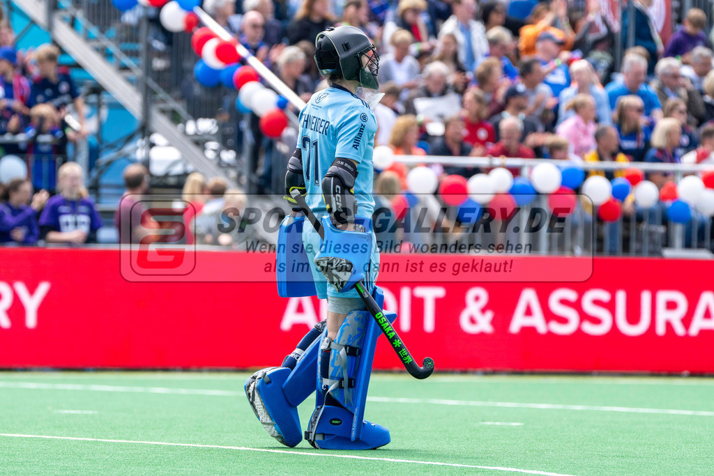 Final4_20240519-1234-0026 | Bonn, Deutschland, 19.05.2024: Lisa Schneider (Mannheimer HC) in Aktion waehrend des Spiels der Deutsche Feldhockey-Meisterschaften 2024 zwischen Final 4 Damen Finale Düsseldorfer HC - Mannheimer HC im Bonner THV am 19.05.2024 in Bonn, Deutschland. (Foto von Stephan Fehrmann)

Bonn, Germany, 19.05.2024: Lisa Schneider (Mannheimer HC) in action during the game of Deutsche Feldhockey-Meisterschaften 2024 between Final 4 Damen Finale Düsseldorfer HC - Mannheimer HC in Bonner THV at 19.05.2024 in Bonn, Deutschland. (Foto from Stephan Fehrmann)