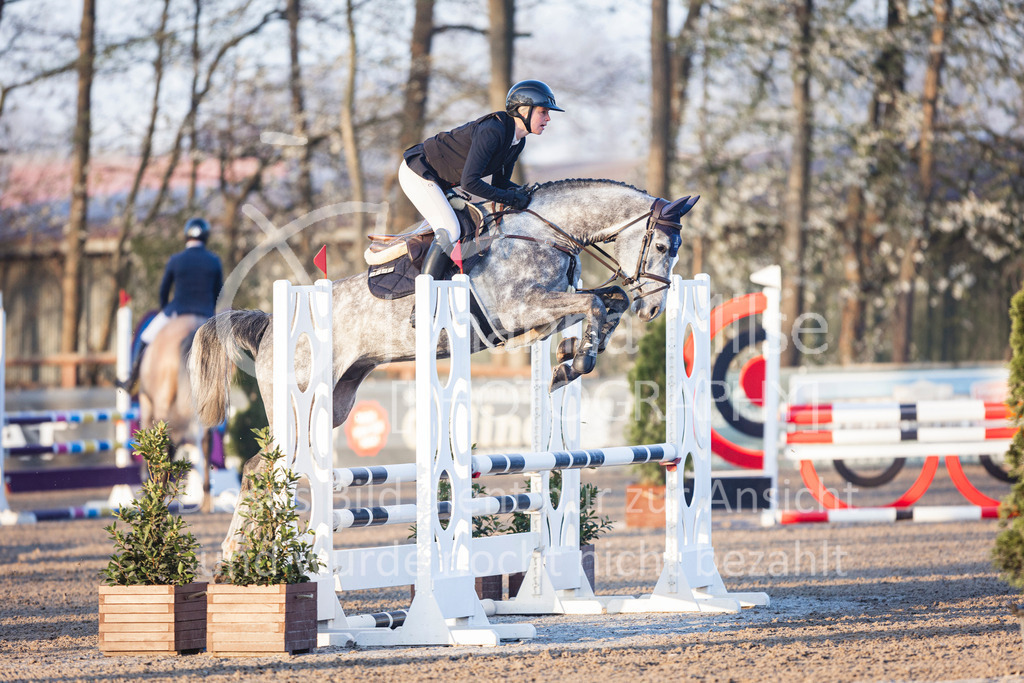 250408_Mühlen_SprPf-A1-101 | Deine schönsten Turniermomente als professionelle Fotos! Entdecke hochwertige Pferdesport-Fotografie im Online-Shop. Jetzt Fotos finden & bestellen!