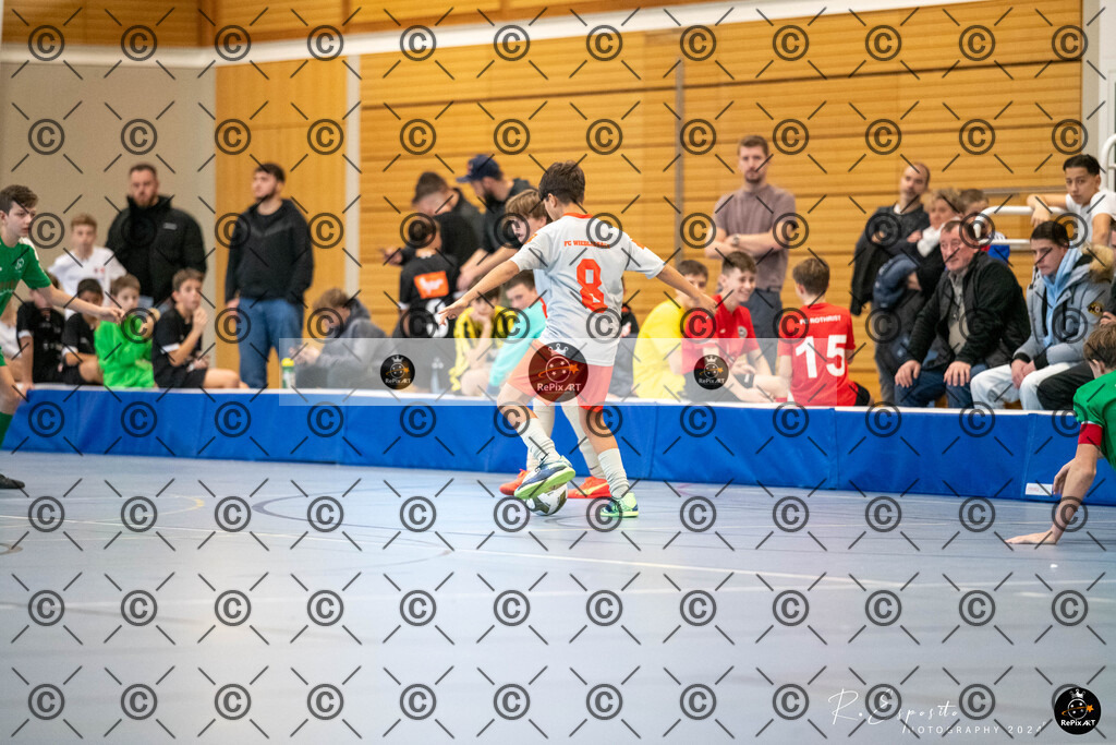 20241201_FCR-Hallenturnier-Da_RAW-3_043 | Sport und Naturfotografie von Roberto Esposito zeigt echte Momente Bewegung und die Schönheit der Natur. Ausdrucksstarke Bilder schaffen Emotionen.