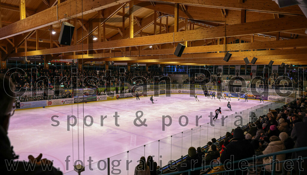 2024-02-02_035_TSV_Erding_gegen_ERSC_Amberg | Erding, Deutschland, 02.02.2024:
Eishockey, Bayernliga Vorrunde 2023 / 2024, 30. Spieltag, TSV Erding gegen ERSC Amberg, Endergebnis: 1:0

Foto: Christian Riedel / fotografie-riedel.net
