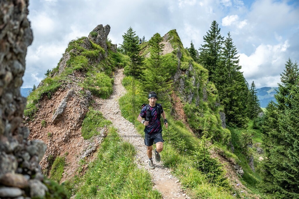 35. Gebirgsmarathon | 35. Gebirgsmarathon 2024 am 03.08.2024 in Immenstadt. Einer der anspruchsvollsten​und ältesten Bergläufe​Deutschlands im Naturpark Nagelfluhkette!(Foto: Dominik Berchtold/www.dberchtold.com)Instagram: @d_berchtold_foto 