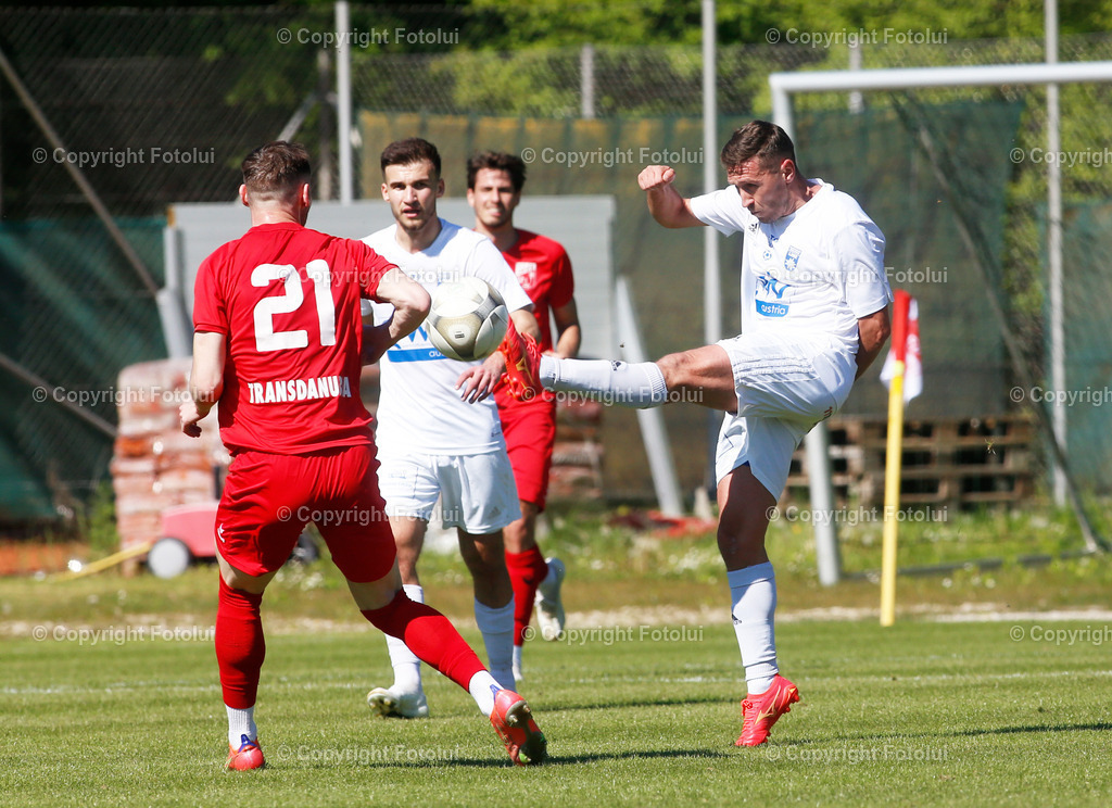 A_LUI_27042024_51 | SPORT,FUSSBALL,LT1 OOE LIGA ASKOE OEDT-UNION EDELWEISS LINZ 27.04.2024 IM BILD: ROBERT RADIC (OEDT) UND FLORIN ANITOIU EDELWEISS) FOTO:FOTOLUI