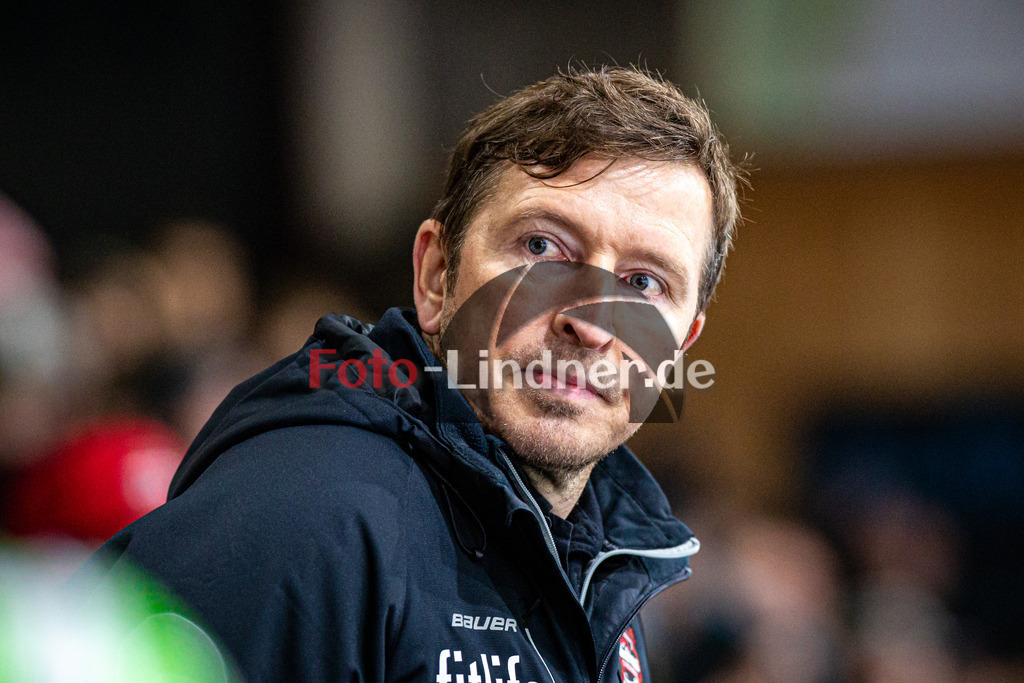 TSV Peißenberg MINERS gegen HC Landsberg RIVERKINGS | Eishockey Bayernliga Herren Vorrunde 2024/25, TSV Peißenberg MINERS gegen HC Landsberg RIVERKINGS, 20241108,Josef STALTMAYR (MINERS ac) Portrait,2024-11-08 in Peißenberg (Eisstadion Peißenberg)Josef STALTMAYR (MINERS ac)Copyright: WolfgangxLindner foto-lindner.de