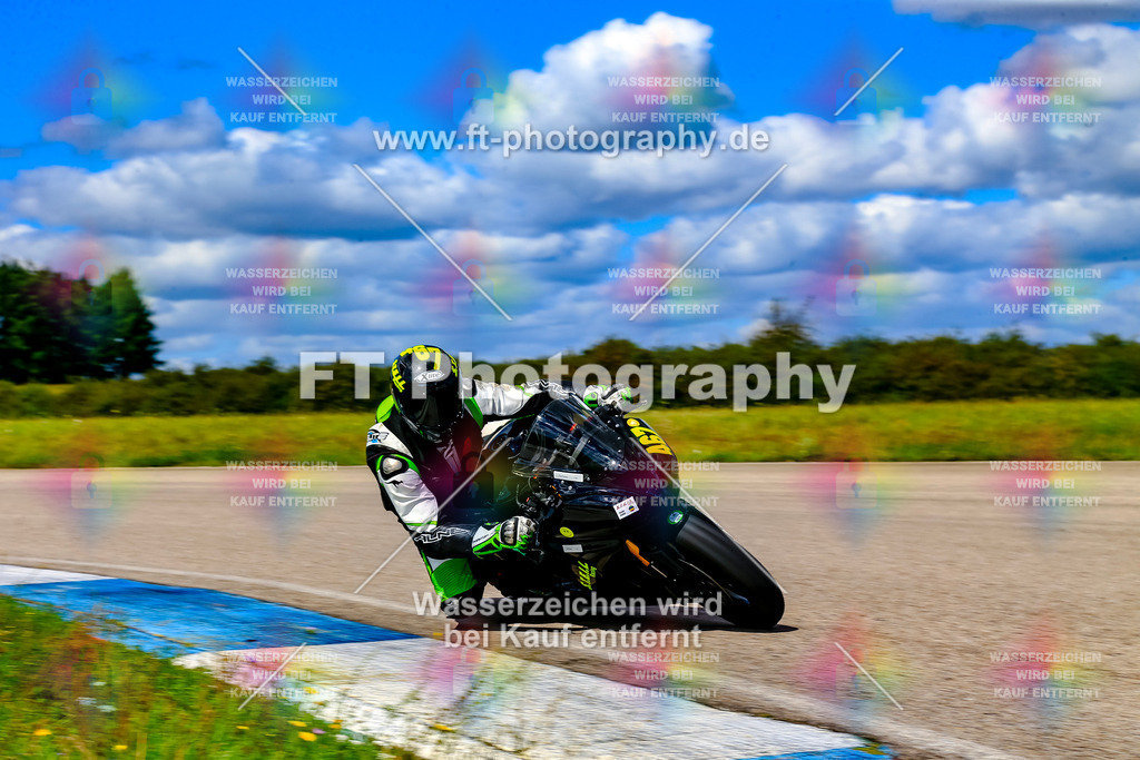 _OUR6551 | Hier findet Ihr Bilder von Touristenfahrten auf der Nürburgring Nordschleife oder von anderen Veranstaltungen die ich besucht habe. Viel Spass beim Durch Schauen 