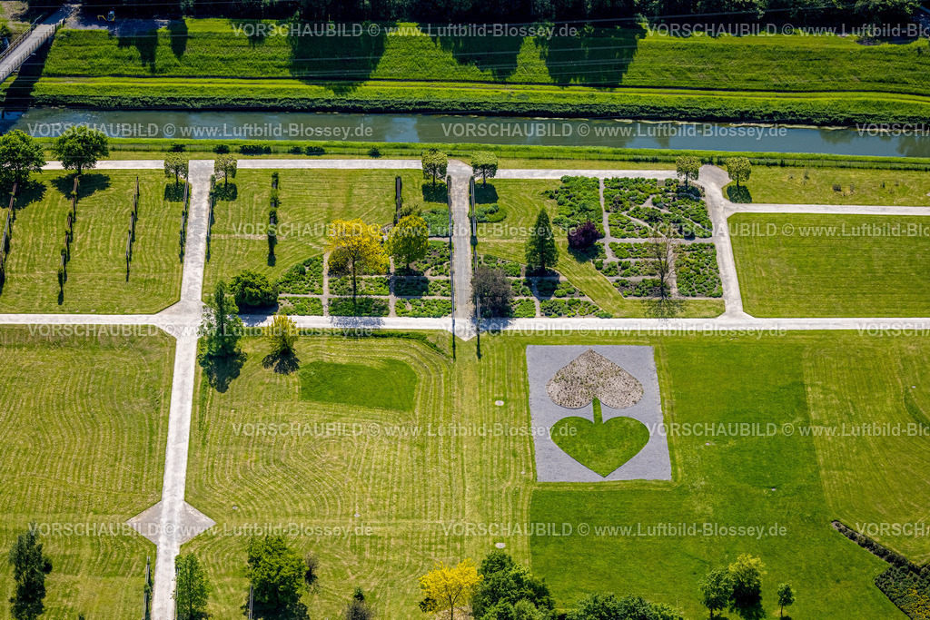 Gelsenkirchen230510878 | Luftbild, Nordsternpark, verbindende Herzen auf der Wiese, Horst, Gelsenkirchen, Ruhrgebiet, Nordrhein-Westfalen, Deutschland