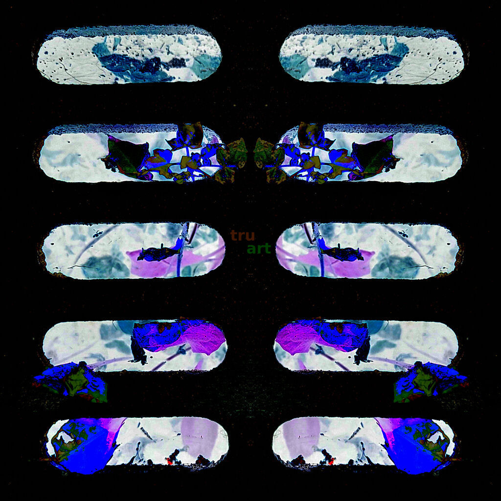 Antike Schatten im digitalen Horizont | Moderne Digital Art – Exklusive Kunstwerke für dein Zuhause
Entdecke einzigartige Digital Art und verleihe deinen Räumen eine moderne und stilvolle Atmosphäre. Unsere hochwertigen Kunstdrucke kombinieren innovative Technik mit künstlerischer Kreativität und bringen abstrakte, geometrische und futuristische Designs direkt an deine Wand.
✔ Hochauflösende Drucke in brillanten Farben
✔ Exklusive Motive von talentierten Digital Artists
✔ Verschiedene Formate für jeden Raum und Stil
✔ Perfekt als Wandkunst für Wohnzimmer, Büro oder Galerie
Lass dich von unserer modernen, abstrakten und minimalistischen Kunst inspirieren und finde dein neues Lieblingsmotiv! Jetzt bestellen und dein Zuhause mit hochwertiger Digital Art verschönern.
 - Realisiert mit Pictrs.com