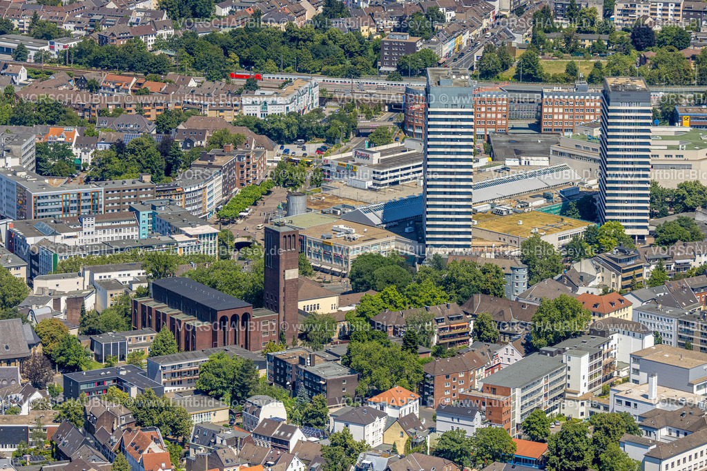 Muelheim230703845 | Luftbild, Kath. Kirche St. Mariae Geburt, Forum City Hochhäuser, Hans-Böckler-Platz, Altstadt I, Mülheim an der Ruhr, Ruhrgebiet, Nordrhein-Westfalen, Deutschland