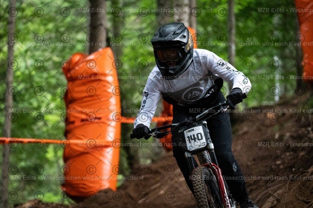 x-336 | mzredits - Realisiert mit Pictrs.com