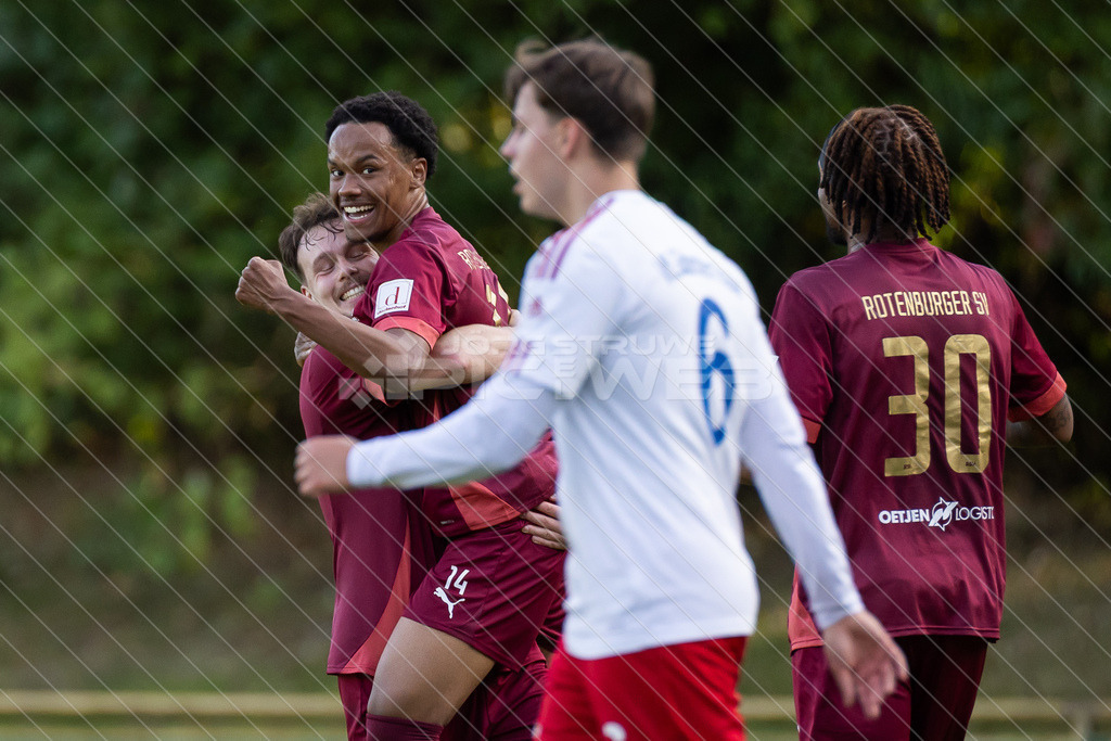 20250928_Picselweb-Fotografie_1R3_2770 | Spielszenen aus dem Spiel VfL Güldenstern Stade - Rotenburger SV. Ergebnis 0:3 - Realisiert mit Pictrs.com