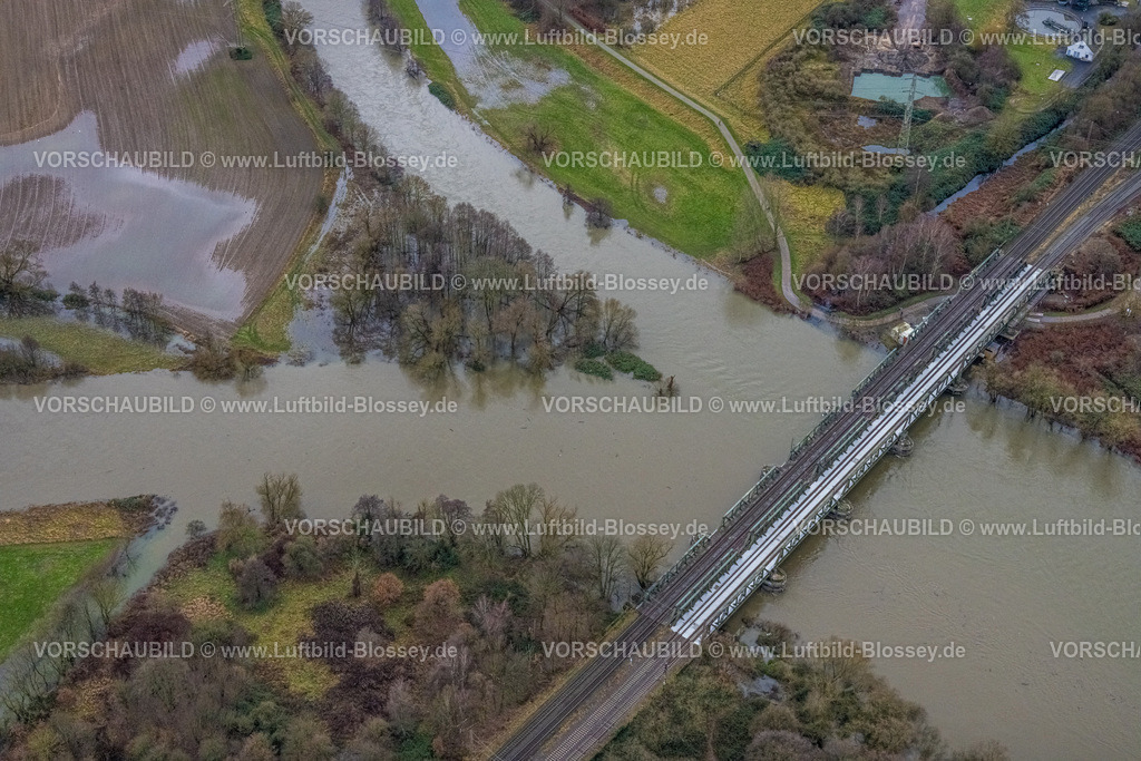 Hagen231201533Lenne2 | Luftbild vom Weihnachtshochwasser 2023, Fluss Lenne, tritt über die Ufer, Renaturierung, Syburg, Dortmund, Hagen,  Ruhrgebiet, Nordrhein-Westfalen, Deutschland