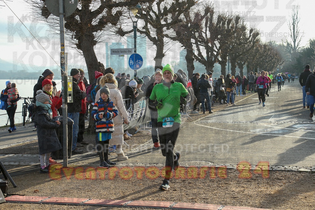 241231_1203_EX1_3640 | Sportfotografie im Rhein-Sieg Kreis, Köln, Bonn, NRW, Rheinland Pfalz, Hessen, etc. Unser Tätigkeitsfeld umfasst den Laufsport vom Volkslauf über den Marathon, Duathlon, Triathon bis zum Ultralauf wie Kölnpfad Ultra oder Schindertrail.