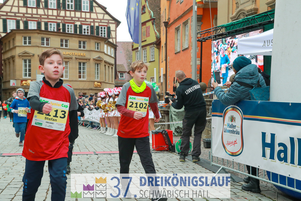 AOK JuniorCup 400m | 3Koenigslauf 2023 - Realisiert mit Pictrs.com