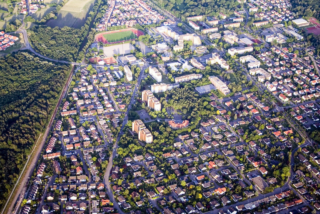 Luftbild: Dorschberg in Wörth am Rhein im Bundesland Rheinland-Pfalz in Deutschland. Foto: IMG_2606.jpg vom 09.06.2006 durch Werner Riehm/FLY-FOTO.de