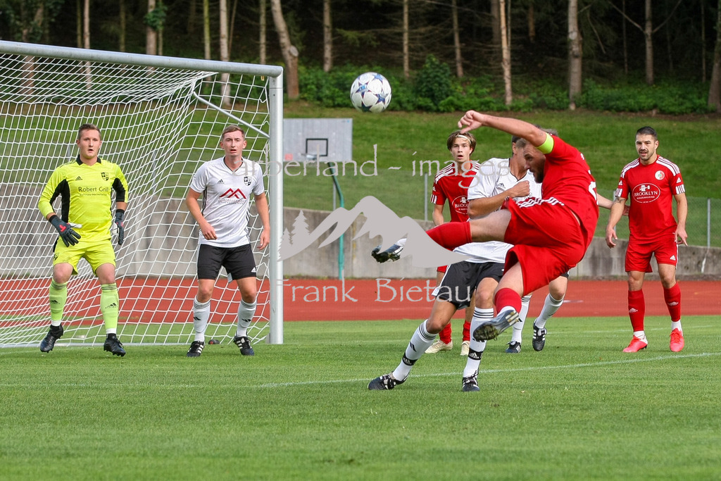 993T9018 | Medien- Sport- Entertainmentfotos