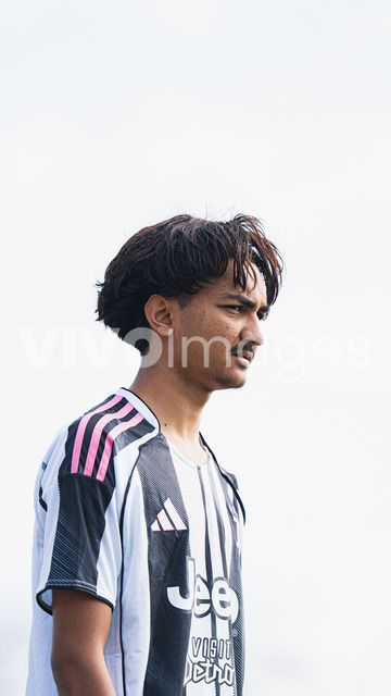 juv_lut_fmachado-0057 | Images from the Juniors B match between Juventus Academy and FC Lutry, played on 18 March 2026 in Lutry, Switzerland, featuring players, coaching staff and match action throughout the game.