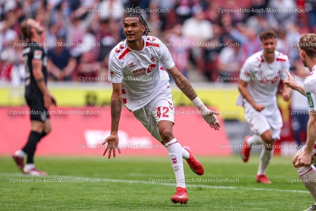 1FC20042501164 | 20.04.2025, Fußball, 1. FC Köln - Preußen Münster, 2.. Fußball Bundesliga, 30. Spieltag, RheinEnergie-STADION, Saison 2024 2025: Torjubel nach dem Tor zum 1:0 durch Torschütze Damion Downs (FC Koeln #42) DFB regulations prohibit any use of photographs as image sequences and or quasi-video.