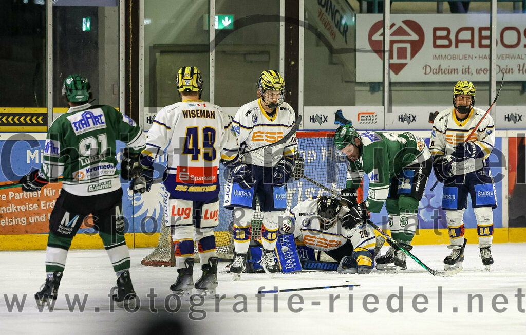 2024-01-19_083_TSV_Erding_gegen_ESC_Geretsried | Erding, Deutschland, 19.01.2024:
Eishockey, Bayernliga Vorrunde 2023 / 2024, 26. Spieltag, TSV Erding gegen ESC Geretsried, Endergebnis: 

Foto: Christian Riedel / fotografie-riedel.net