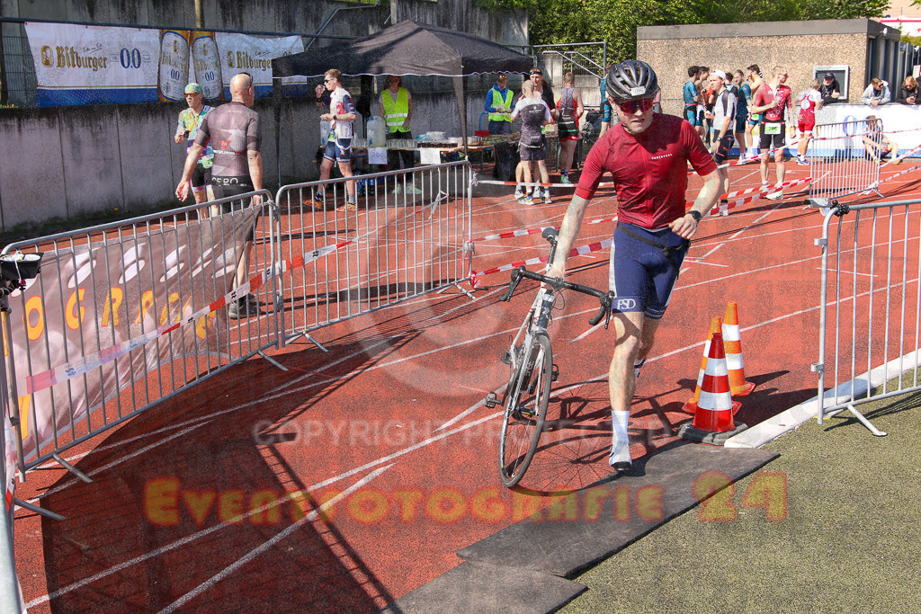 220424_1101_EV8_8889 | Sportfotografie im Rhein-Sieg Kreis, Köln, Bonn, NRW, Rheinland Pfalz, Hessen, etc. Unser Tätigkeitsfeld umfasst den Laufsport vom Volkslauf über den Marathon, Duathlon, Triathon bis zum Ultralauf wie Kölnpfad Ultra oder Schindertrail.