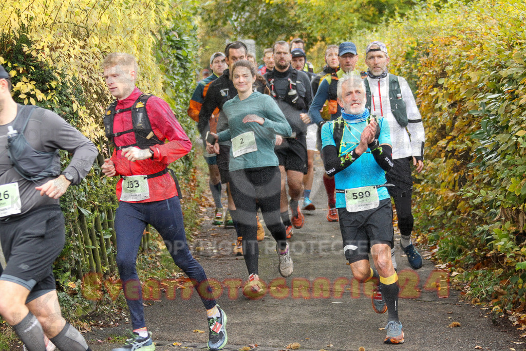 251026_1006_EV4_4233 | Sportfotografie im Rhein-Sieg Kreis, Köln, Bonn, NRW, Rheinland Pfalz, Hessen, etc. Unser Tätigkeitsfeld umfasst den Laufsport vom Volkslauf über den Marathon, Duathlon, Triathon bis zum Ultralauf wie Kölnpfad Ultra oder Schindertrail.