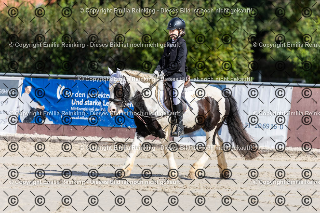 CL5A1785 | Emilia Reinking Fotografie - Realisiert mit Pictrs.com