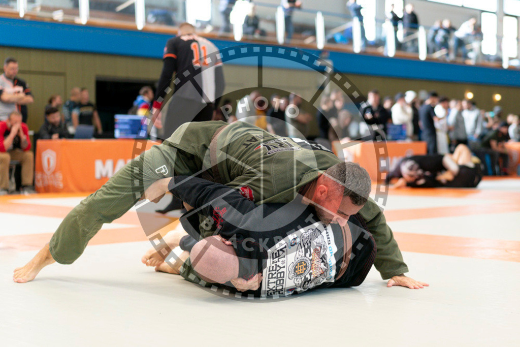 20240915PBB0300 | Athletes compete during the Grappling Industries’ grappling and Brazilian jiu-jitsu competition in Berlin, on September 15, 2024.