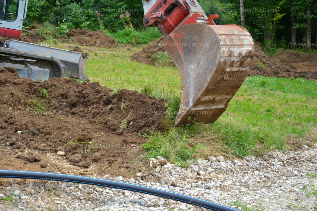 bib-lg02-erdarbeiten-0023 | Nach LV-Leistungsgruppen sortierte Detailfotos über den Bau eines Hauses. Alle Hausbau-Bilder direkt vom Urheber und Autor der Website Haus-Selber-Bauen.com