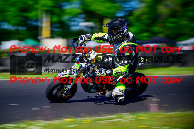 MaZZes_Fotomatrix_20250511_6007705_7452 | S1