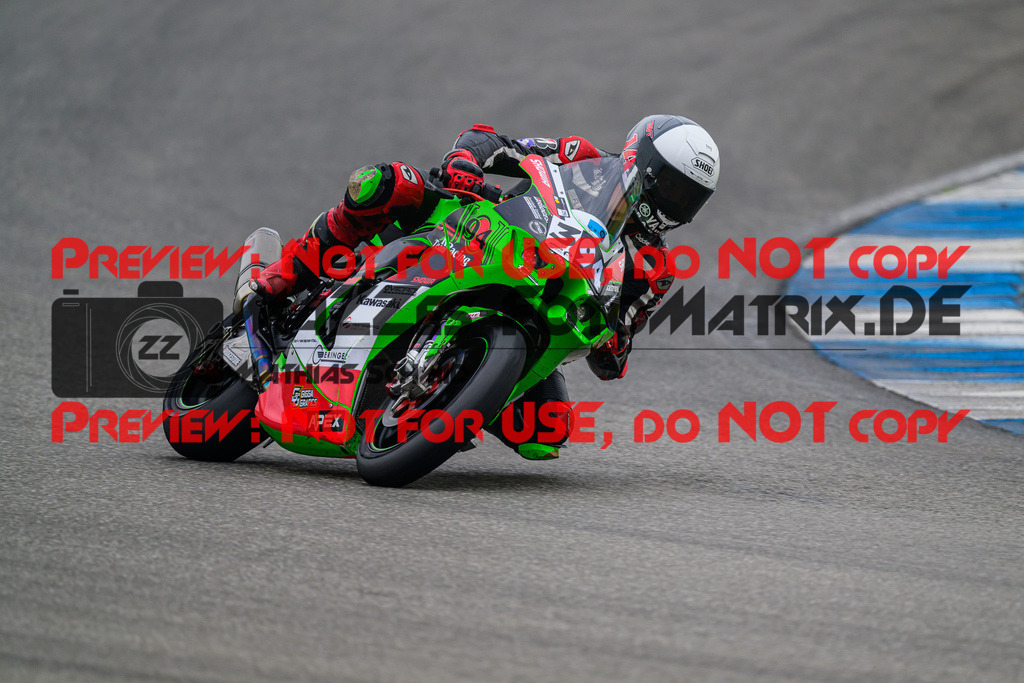 MaZZes_FotoMatrix_240521_6007705_0721 | WEISS