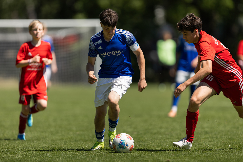 Fußball I Männer I 40. Pfingscup Hollage I 13287 | realhellocedii - Realisiert mit Pictrs.com